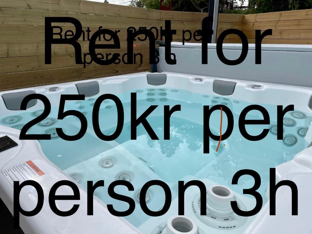 Apartment Uddevalla Bohuslaen Bubbelbad Экстерьер фото